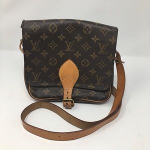 LOUIS VUITTON CROSSBODY MESSENGER STYLE BAG